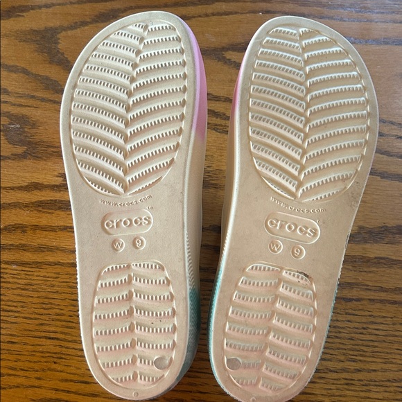 Crocs Women's Classic Platform Ombre Slides Womens size 9 LIKE NEW! - Picture 4 of 4